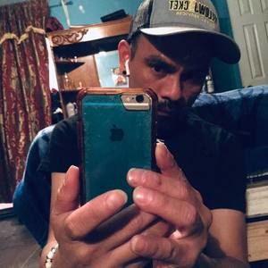 Meet your Posher, Luis